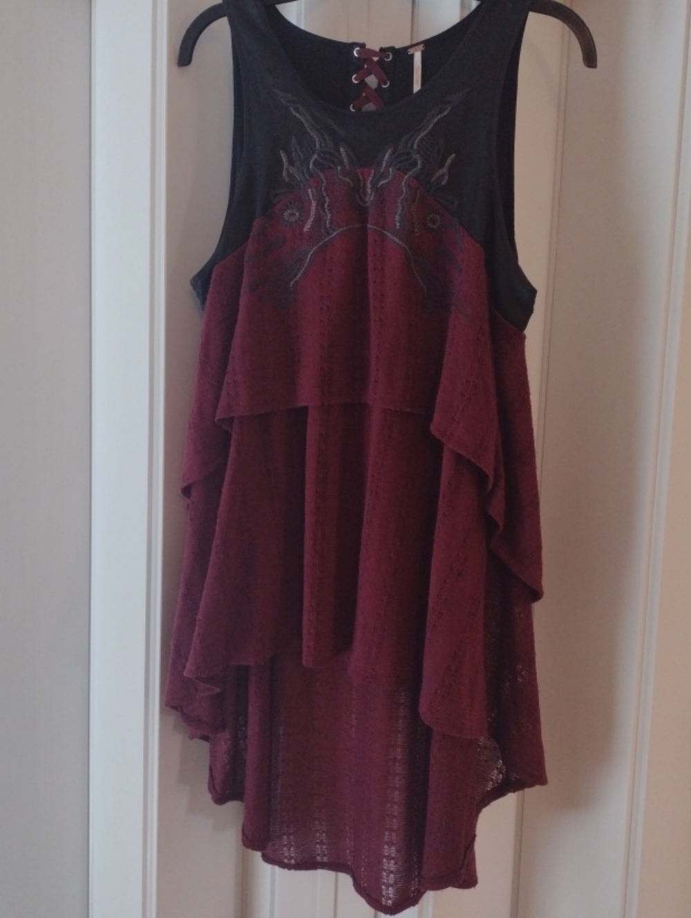 Free People Sleeveless Top Sz L High Low Burgundy Black Laces Embroidery *READ*